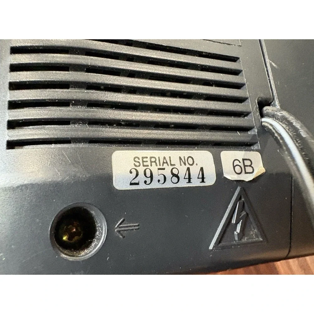Vintage‎ Sony ICF-24 FM/AM 2 Band Portable Radio Model Tested 2 Way Power AC/DC